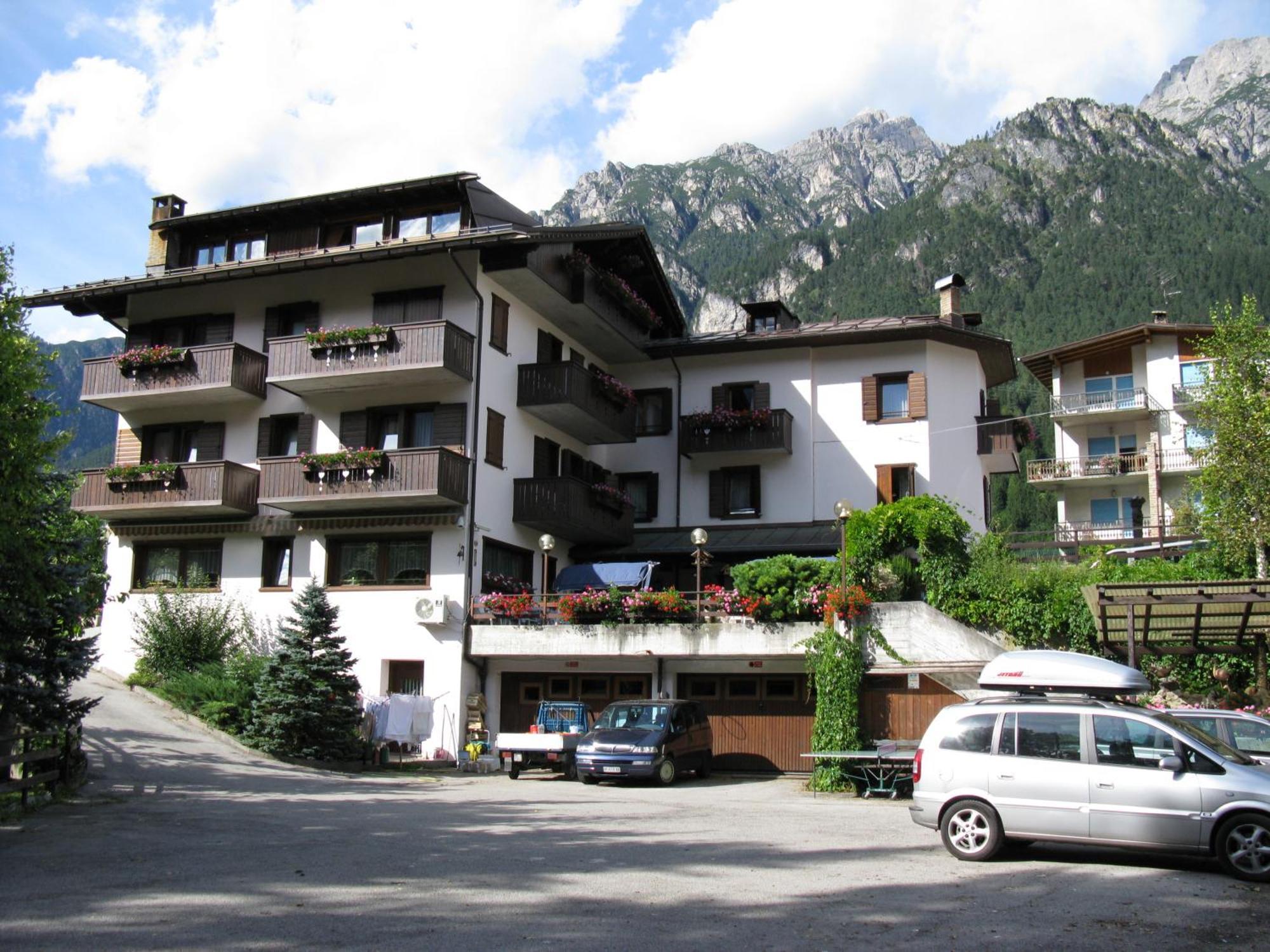 Albergo Miravalle Ауронцо-ди-Кадоре Экстерьер фото